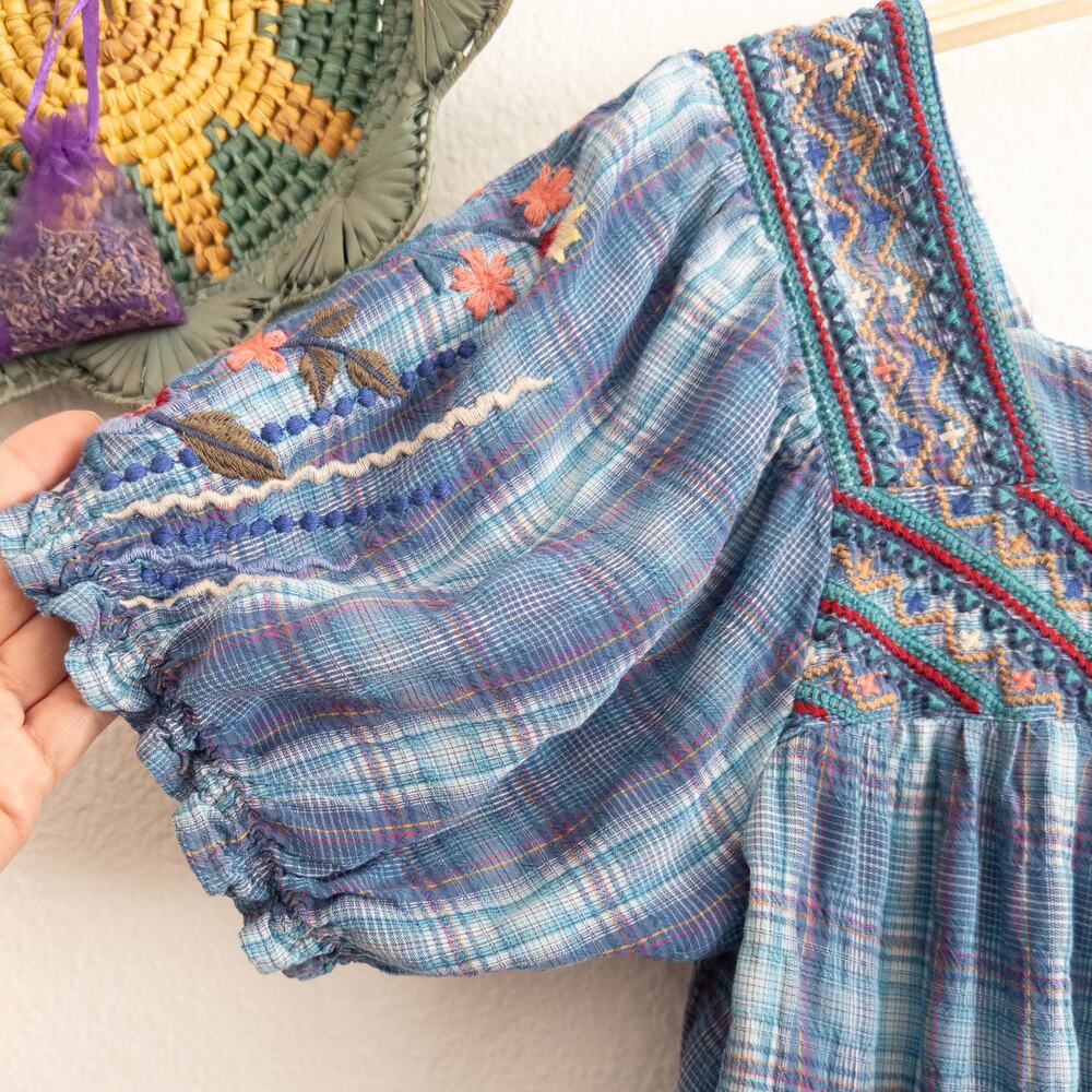 Johnny Was Workshop Aimee Embroidered Floral and Plaid Pattern Top Size Small - Picture 8 of 9